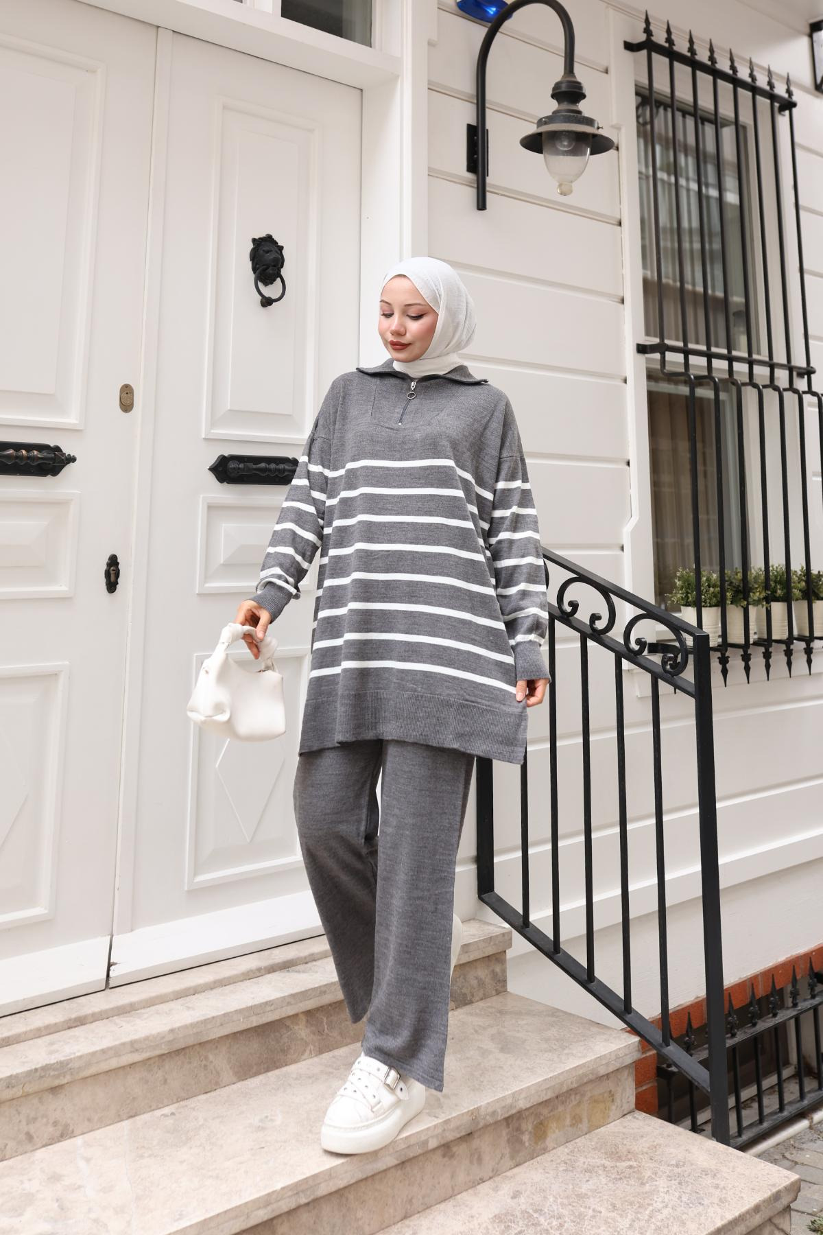 Antrasit Çizgili Triko Pantolon Takım 3388