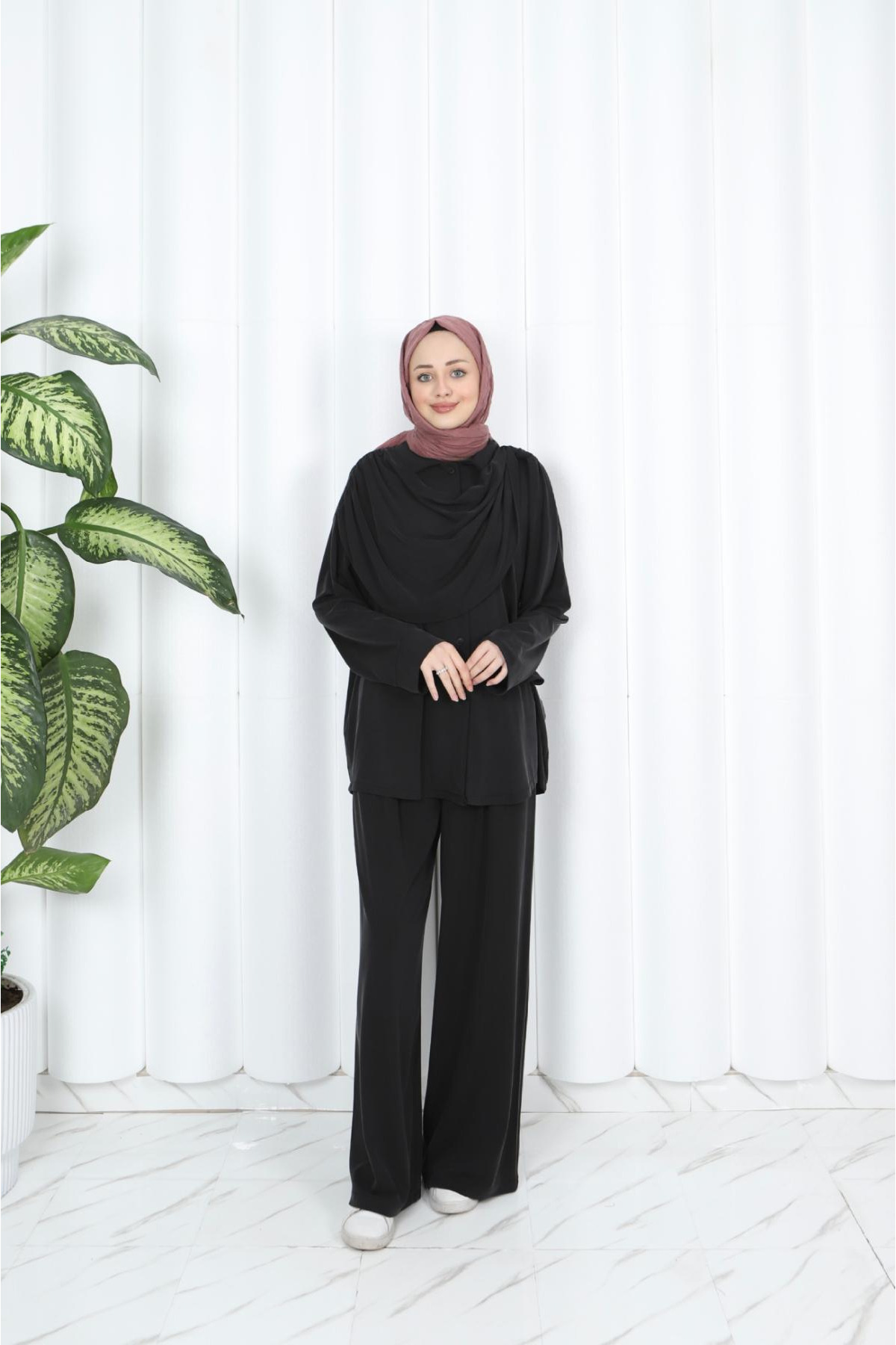 Siyah Şal Detaylı Takım 2265